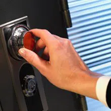 Advanced Locksmith Service Sterling Heights, MI 586-335-2316 - sb-com-01